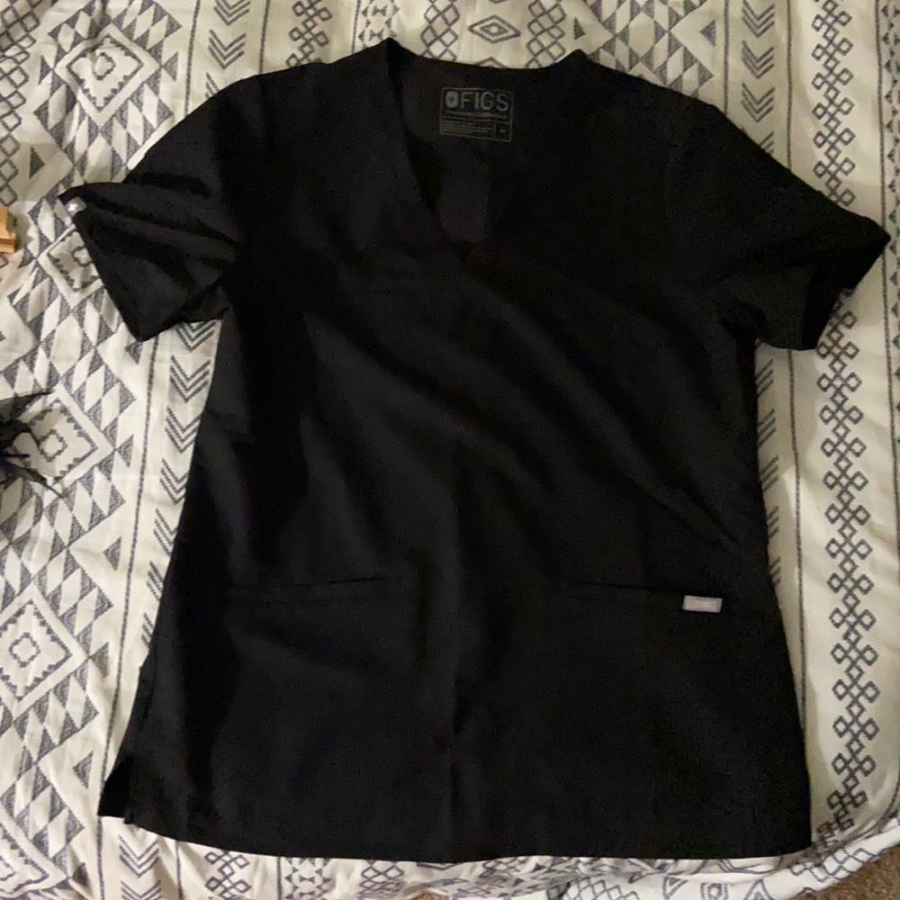 Fig black scrub top